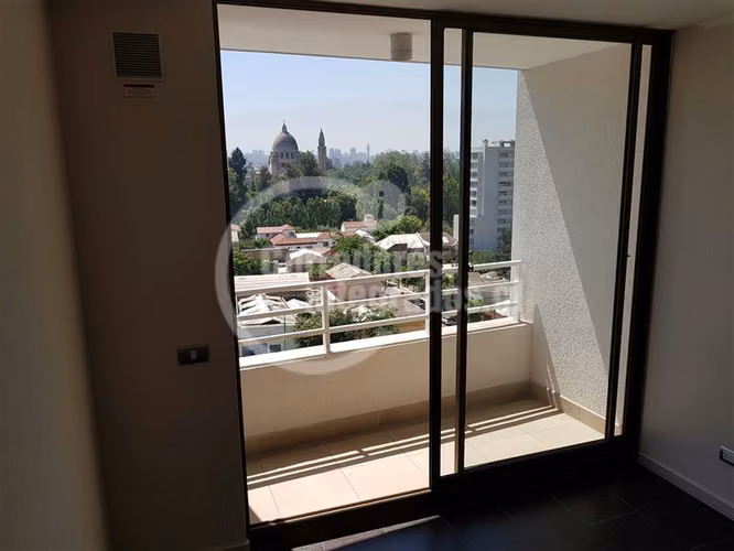 Depto. venta de 2 dorm.1 baño , Est y bd . Quinta Normal