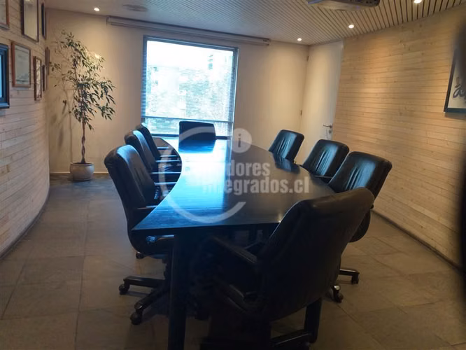 Oficina en arriendo en Providencia
