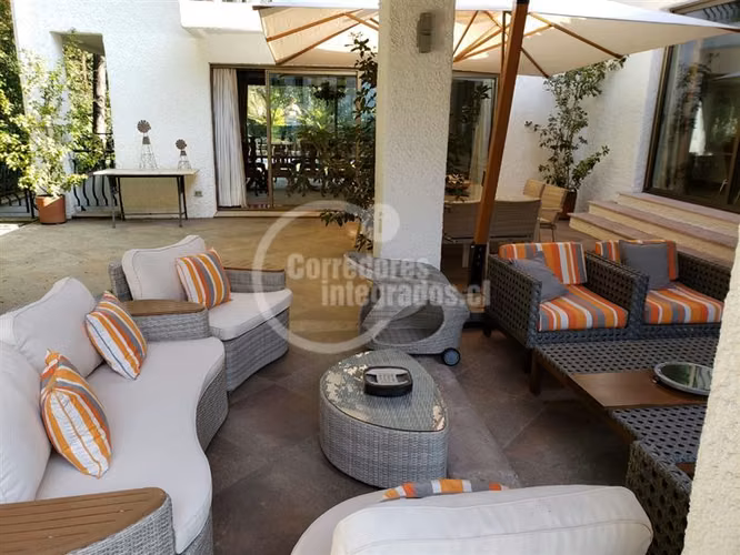 Casa en venta en Lo Barnechea
