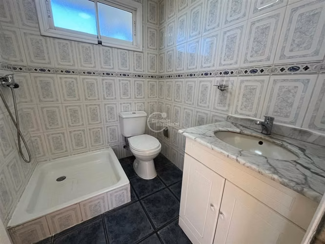 Casa en venta de 3 dorm. en Santo Domingo