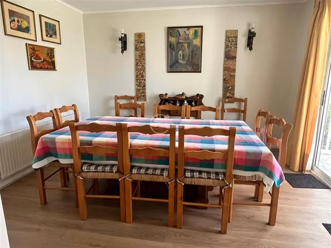 Casa en venta de 6 dorm. en Santo Domingo