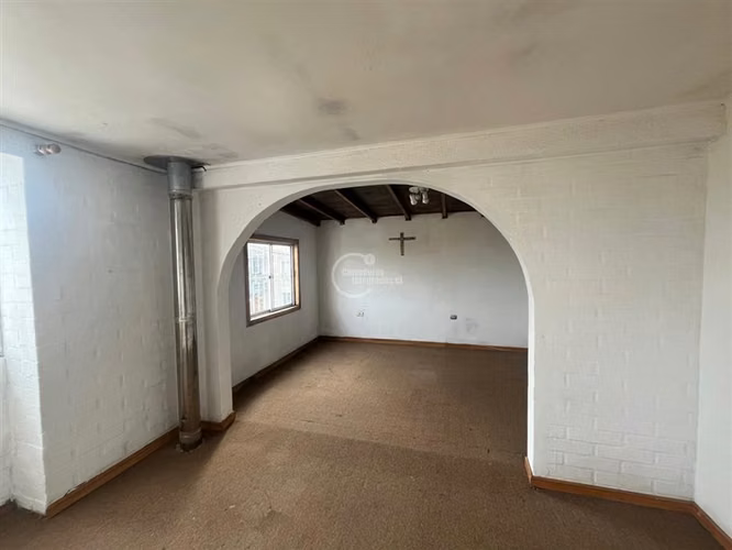 Casa en venta de 3 dorm. en Santo Domingo