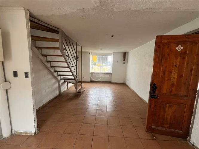 Casa en venta de 3 dorm. en Santo Domingo