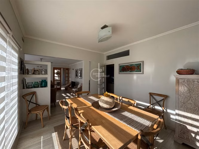 Casa en venta de 4 dorm. en Santo Domingo