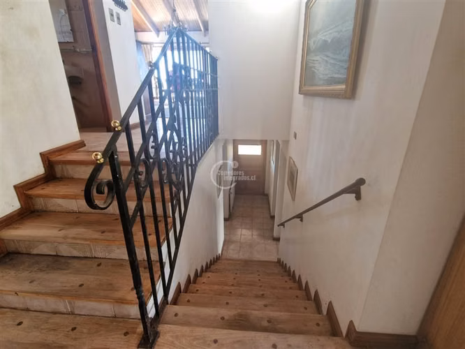 Casa en venta de 4 dorm. en Santo Domingo
