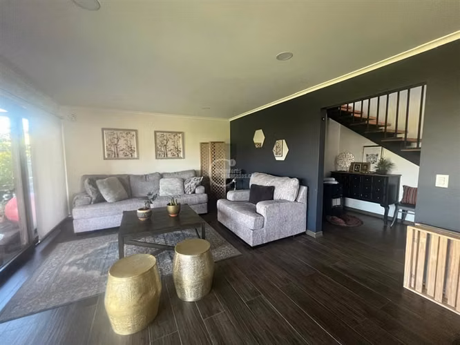 Casa en venta de 4 dorm. en Santo Domingo