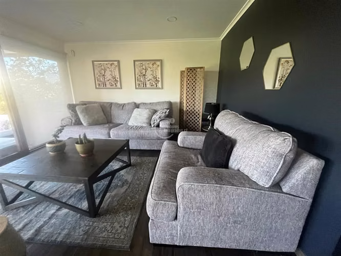 Casa en venta de 4 dorm. en Santo Domingo