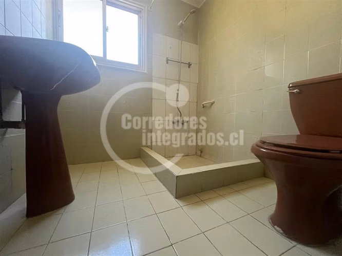 Casa en venta de 5 dorm. en Santo Domingo