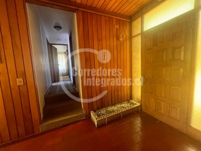 Casa en venta de 5 dorm. en Santo Domingo