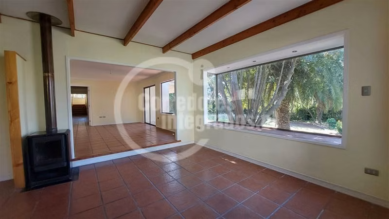 Excelente casa en venta de 5 dormitorios en Santo Domingo