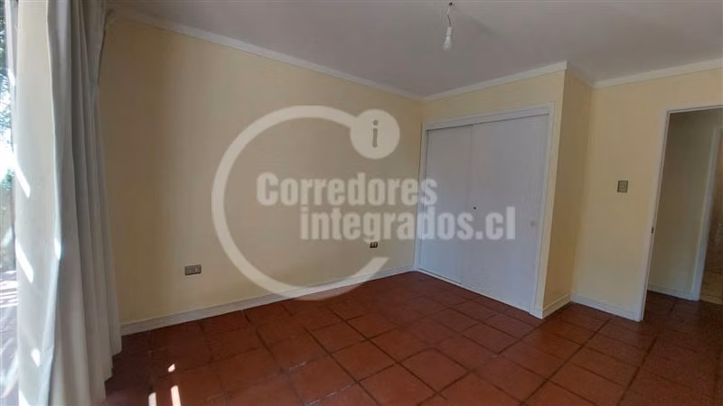 Excelente casa en venta de 5 dormitorios en Santo Domingo