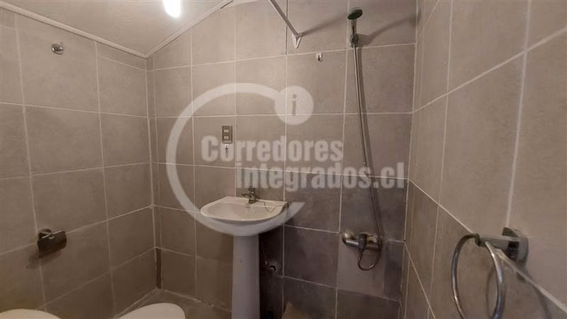 Excelente casa en venta de 5 dormitorios en Santo Domingo