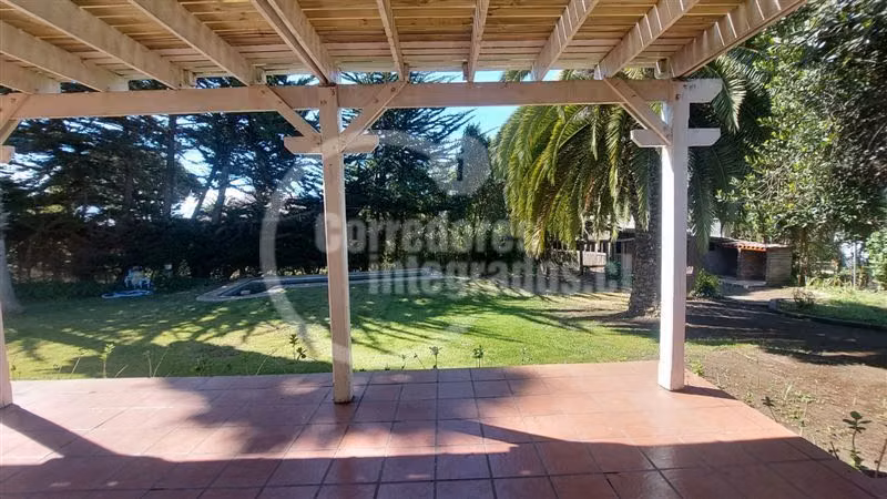 Excelente casa en venta de 5 dormitorios en Santo Domingo