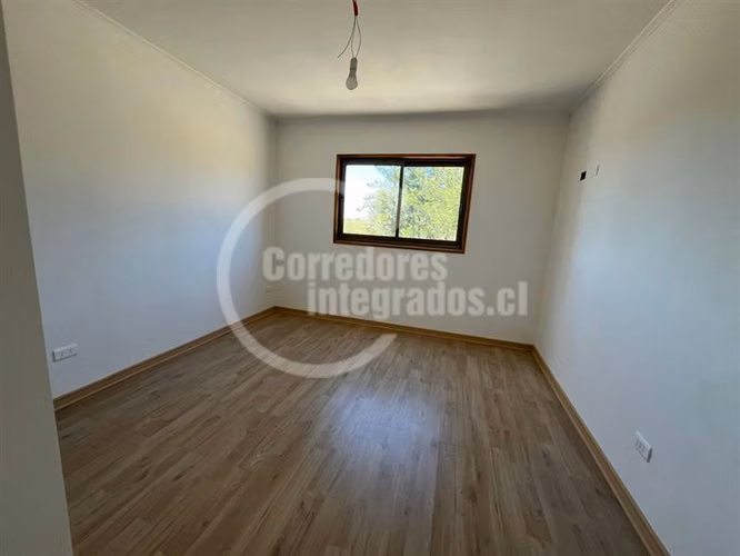 Casa en venta de 3 dorm. en Santo Domingo