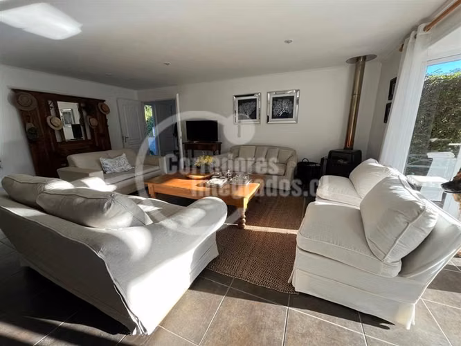 Casa en venta de 5 dorm. en Santo Domingo