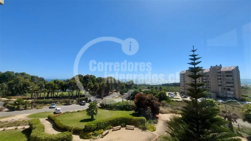 Departamento en arriendo de 3 dormitorios. en Santo Domingo