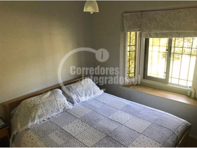 Casa en venta de 4 dorm. en Santo Domingo