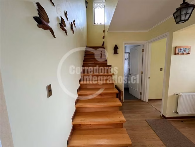 Casa en venta de 6 dorm. en Santo Domingo
