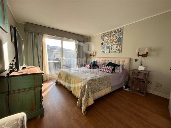 Departamento en venta de 4 dorm. en Santo Domingo