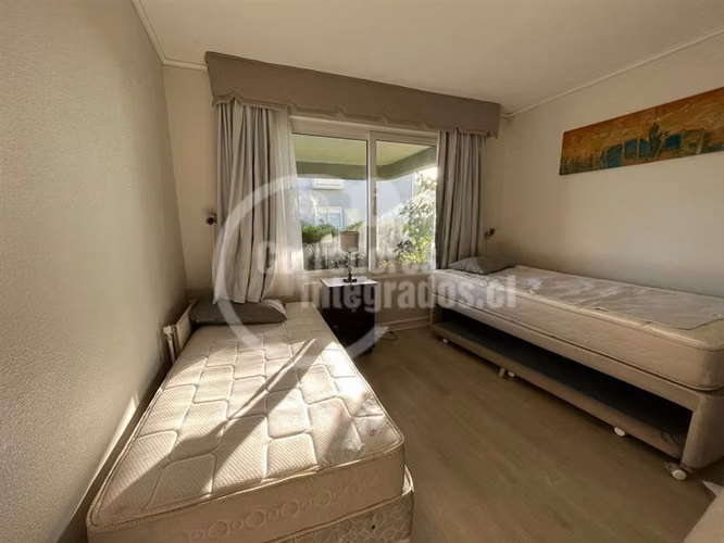 Departamento en venta de 4 dorm. en Santo Domingo
