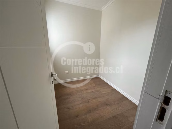 Casa en venta de 3 dorm. en Santo Domingo