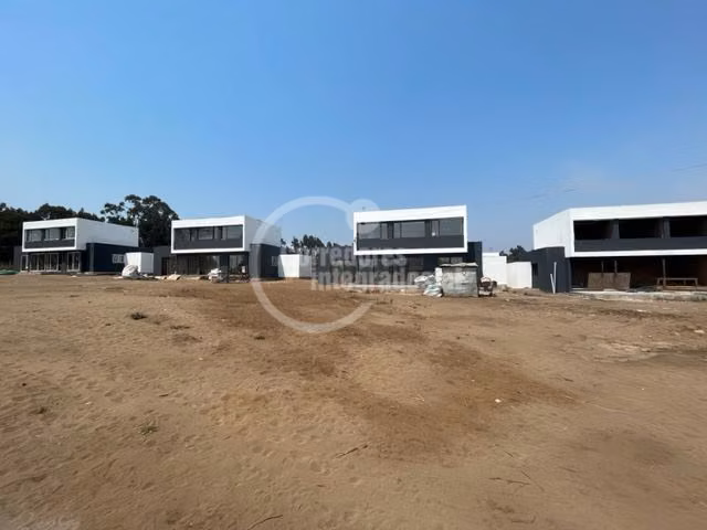 Casa en venta de 3 dorm. en Santo Domingo