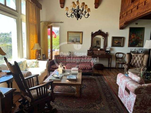 Casa en venta de 9 dorm. en Santo Domingo - Imagen 2
