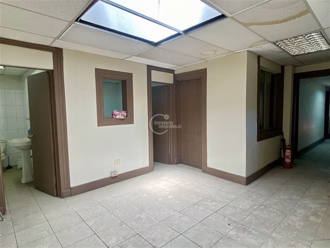 Oficina en venta en Providencia