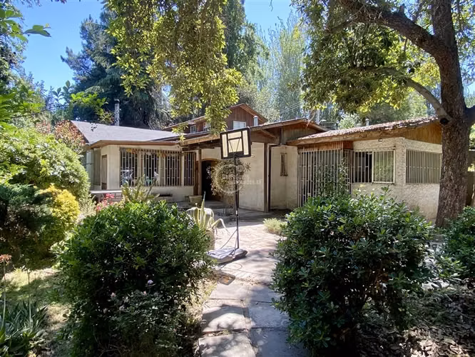 Casa en venta de 5 dorm. en Lo Herrera San Bernardo
