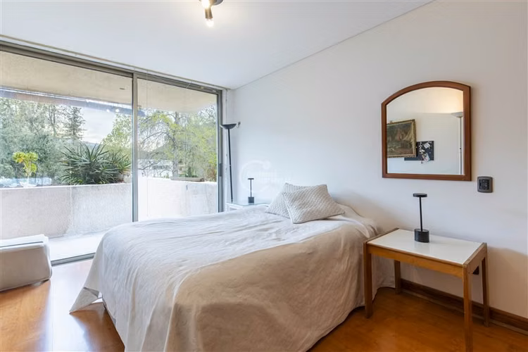 Casa en venta de 6 dorm. en Santuario del Valle Lo Barnechea
