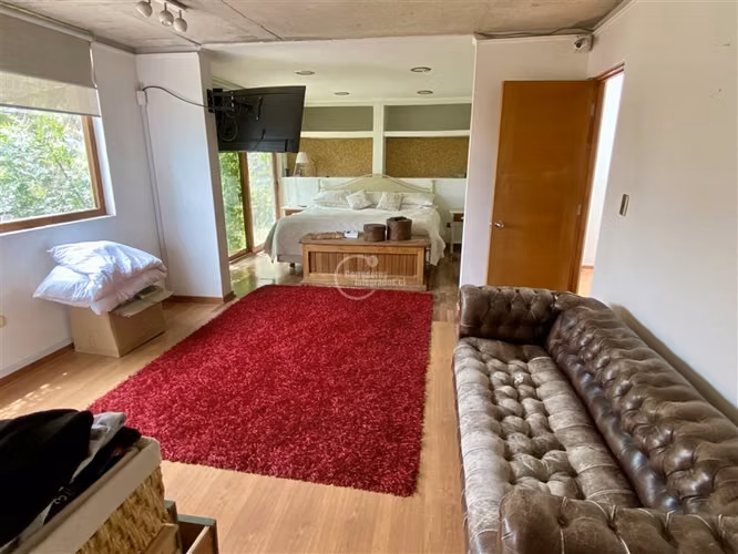 Casa venta 4 dorm. en C. Empresarial Huechuraba Condominio