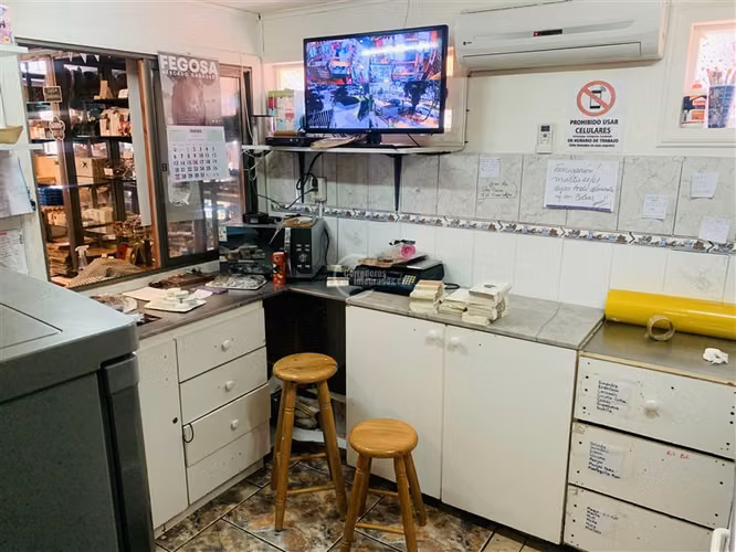 Local Comercial con casa en venta en Puerto Varas
