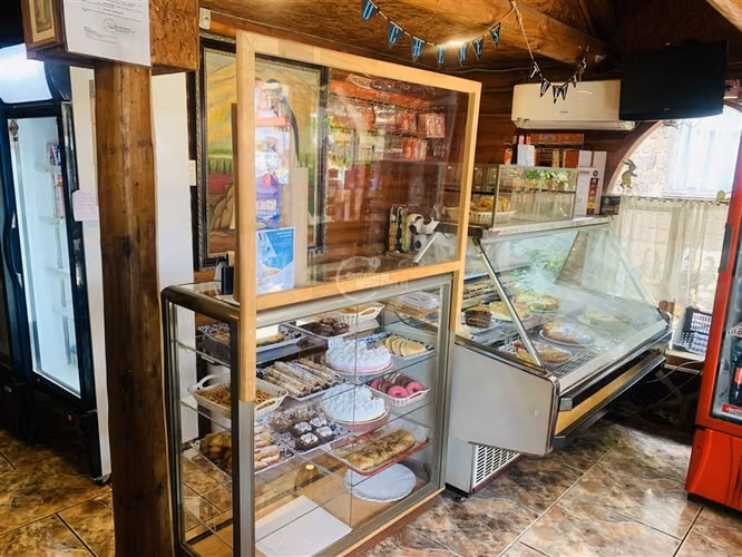 Local Comercial con casa en venta en Puerto Varas