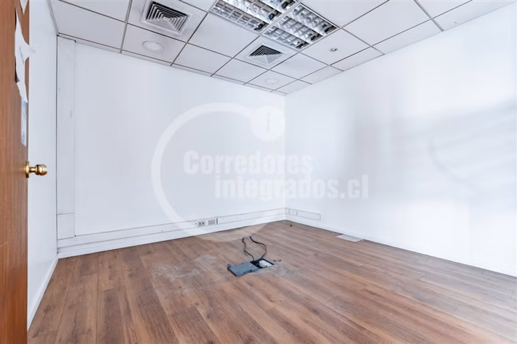 Oficina en venta en Huechuraba C.Empresarial 291m2 6 Estac