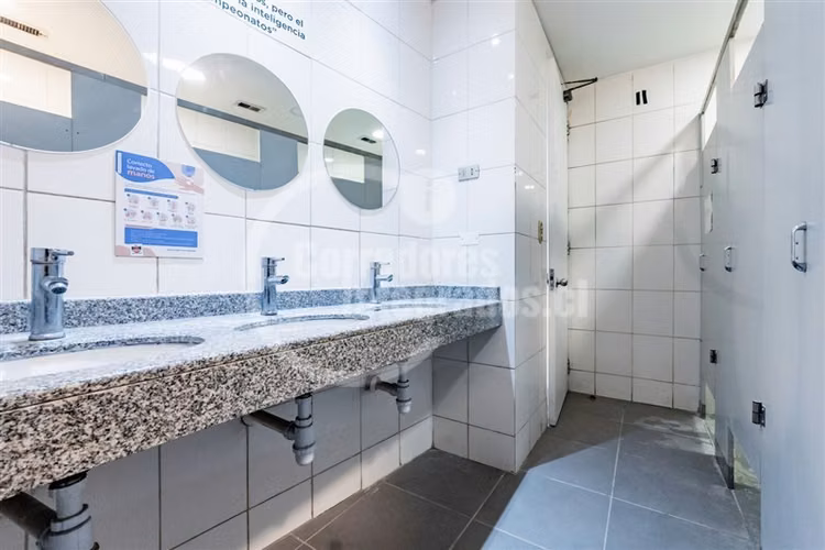 Oficina en venta en Huechuraba C.Empresarial 291m2 6 Estac