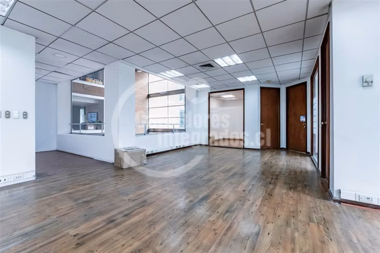 Oficina en venta en Huechuraba C.Empresarial 291m2 6 Estac