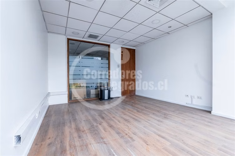 Oficina en venta en Huechuraba C.Empresarial 291m2 6 Estac