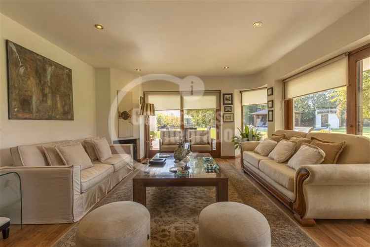 Casa en venta en Colina Chicureo ESPECTACULAR