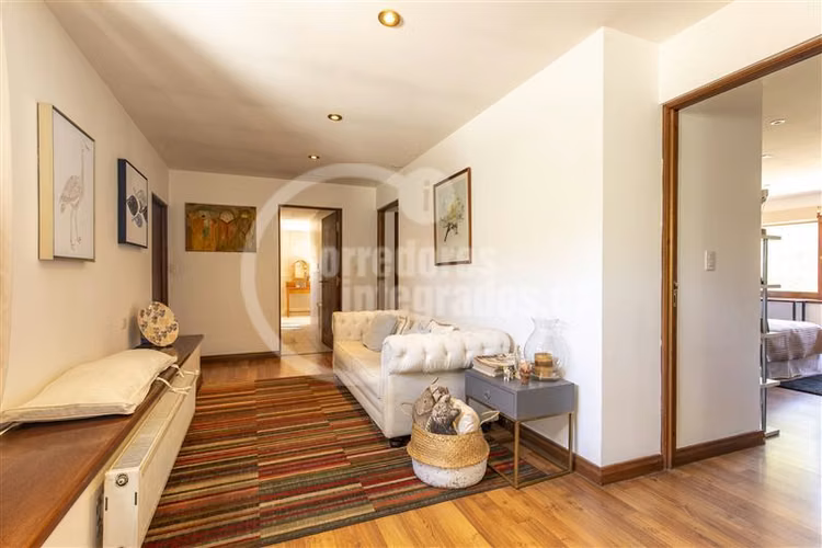 Casa en venta en Colina Chicureo ESPECTACULAR