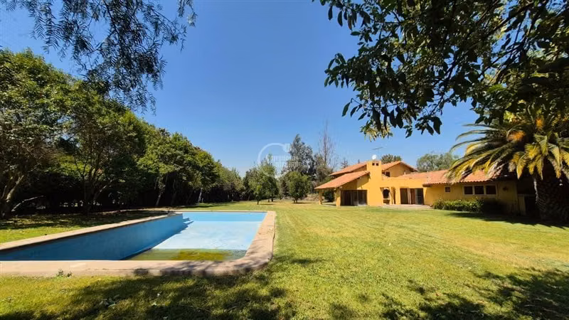 Casa en venta de 7 dorm. en Chicureo Colina OPORTUNIDAD