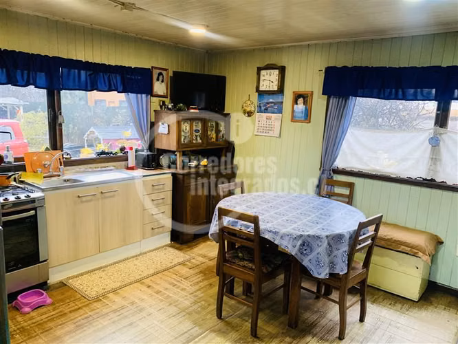 Casa en venta de 6 dorm. en Frutillar