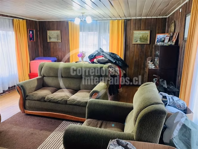 Casa en venta de 6 dorm. en Frutillar