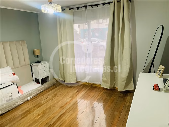Casa en venta de 6 dorm. en Frutillar