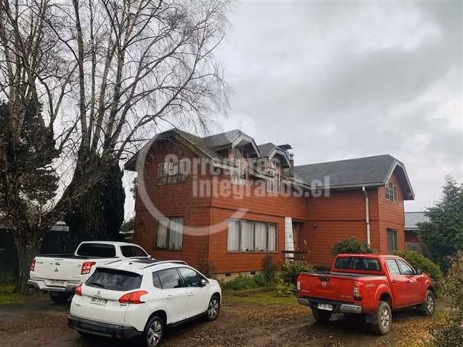 Casa en venta de 6 dorm. en Frutillar