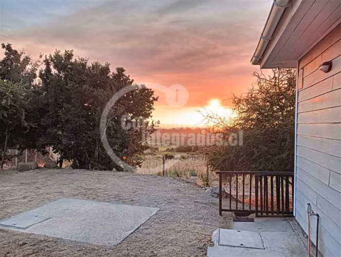 Parcela con casa en venta en Lolol