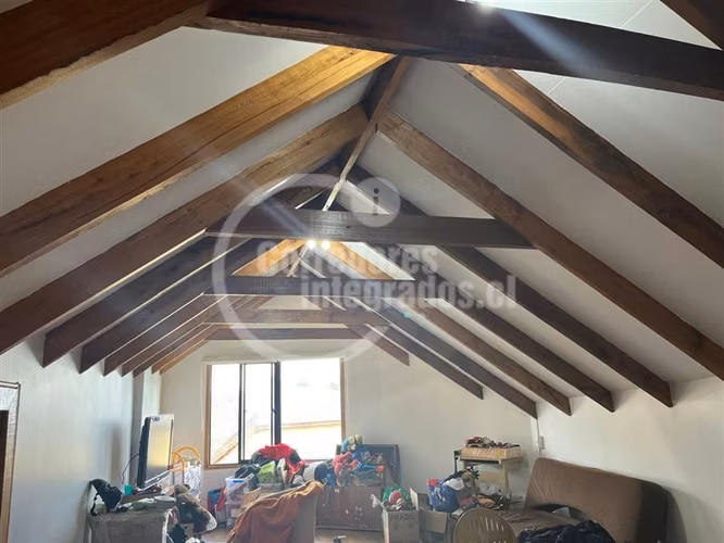 Casa en venta de 4 dorm. en Santo Domingo Oportunidad