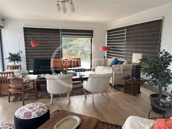 Casa en venta de 4 dorm. en Santo Domingo Oportunidad