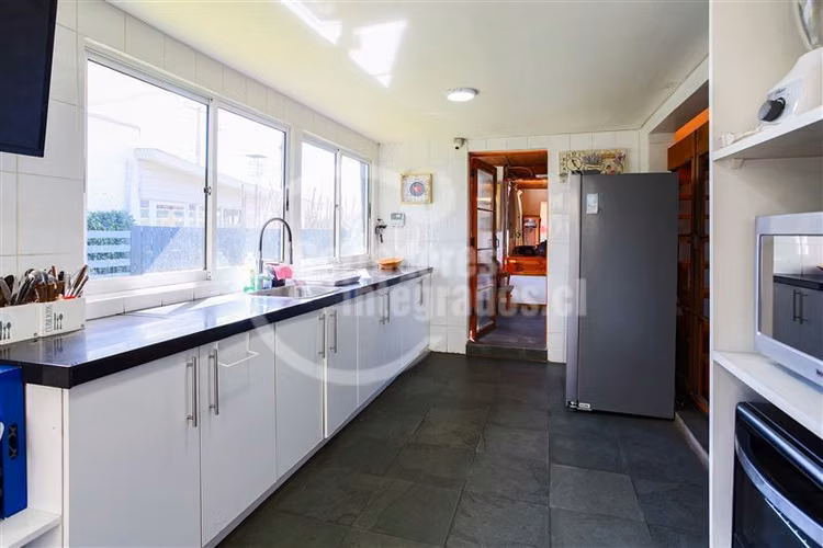 Casa remodelada en sector tradicional de Sto. Domingo