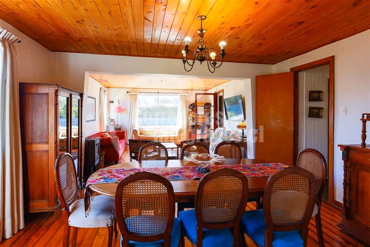 Casa remodelada en sector tradicional de Sto. Domingo