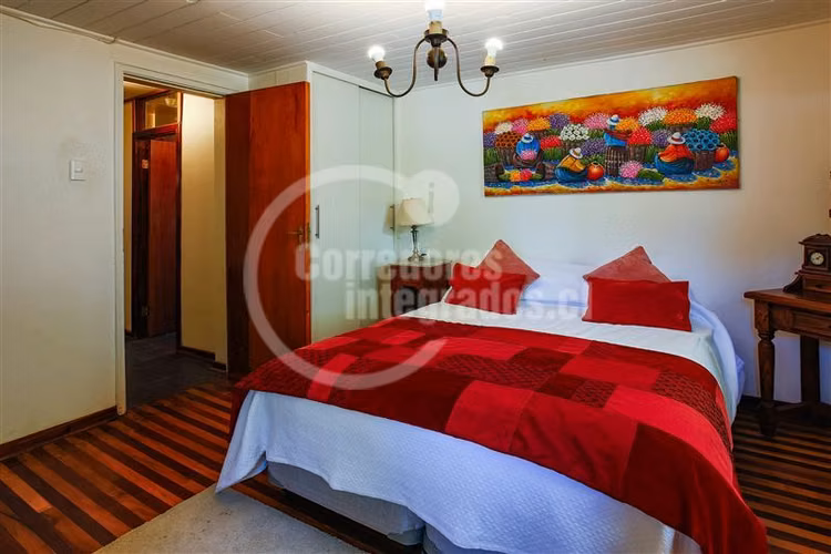 Casa remodelada en sector tradicional de Sto. Domingo